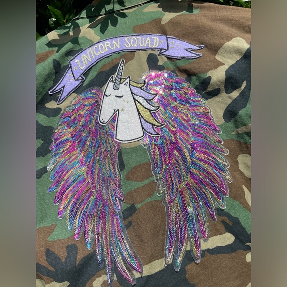 Upcycled Handmade By ME Vintage Army Fatigue Camo Jacket Bling Patches Pins - Picture 9 of 17